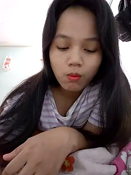 Snapshot of BabySweet-18 chatting on 04.03.26 BabySweet-18 online show from 04.03.26