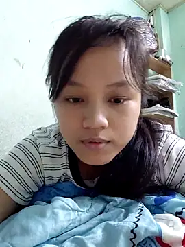 Snapshot of BabySweet-18 chatting on 04.04.26 BabySweet-18 online show from 04.04.26