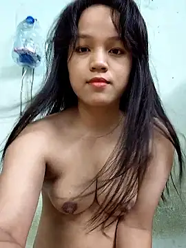 Snapshot of BabySweet-18 chatting on 04.11.26 BabySweet-18 online show from 04.11.26