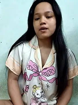Snapshot of BabySweet-18 chatting on 06.13.26 BabySweet-18 online show from 06.13.26