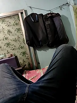 Snapshot of ya_sirwo chatting on 09.08.25 ya sirwo online show from 09.08.25