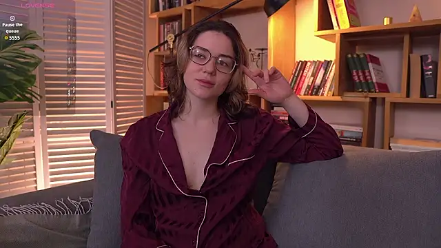 Sunny Teaze online show from 02.07.26