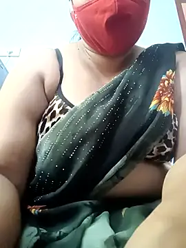 Snapshot of Tamil_Sivani chatting on 03.05.26 Tamil Sivani online show from 03.05.26