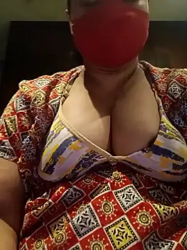 Snapshot of Tamil_Sivani chatting on 03.29.26 Tamil Sivani online show from 03.29.26