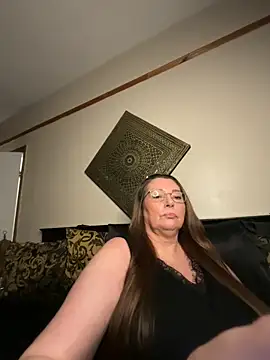 BuxomKitty BBW online show from 02.20.26