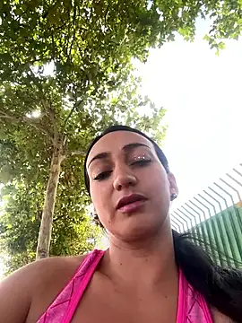 Ninabigtitied online show from 10.03.25