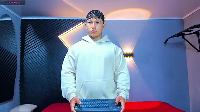 Horny nick18 online show from 05.27.26