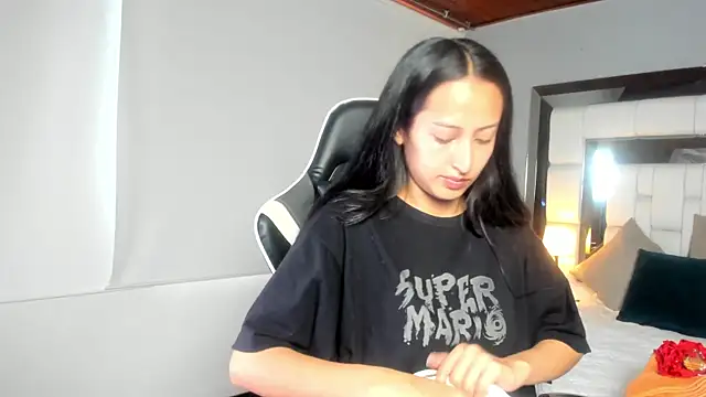 Snapshot of Adhara7 chatting on 12.02.25 Adhara7 online show from 12.02.25