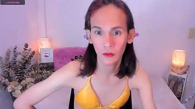 Snapshot of tsmokemachine chatting on 09.14.25 tsmokemachine online show from 09.14.25