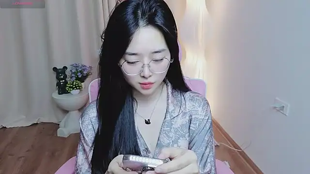 Miu-999 online show from 12.19.25