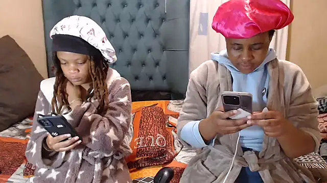 EbonyEssence online show from 04.25.26