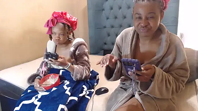 EbonyEssence online show from 05.14.26