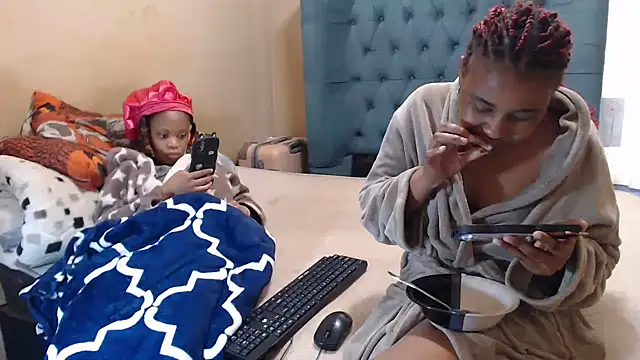 EbonyEssence online show from 05.25.26