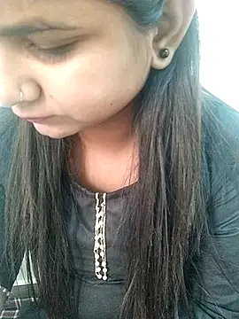 Kavya Rathore online show from 11.30.25