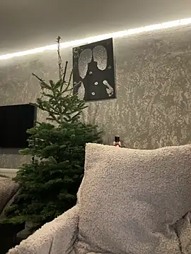 TianaCharm online show from 12.17.25