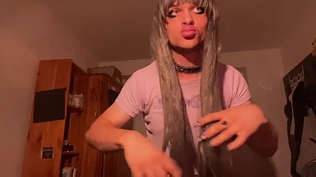 emilydee666 online show from 09.28.25