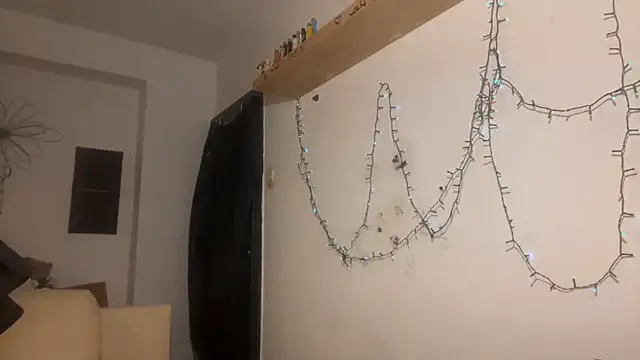 emilydee666 online show from 12.20.25