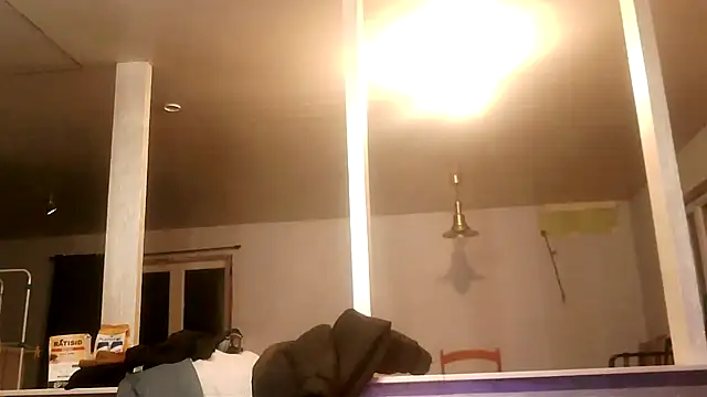 Snapshot of Bikerhot883hd chatting on 12.03.25 Bikerhot883hd online show from 12.03.25