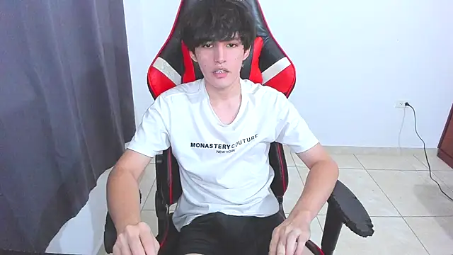 Snapshot of eren_188 chatting on 10.18.25 eren 188 online show from 10.18.25