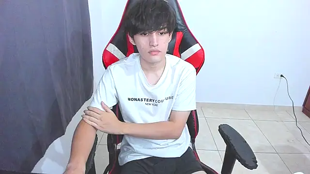 Snapshot of eren_188 chatting on 10.20.25 eren 188 online show from 10.20.25