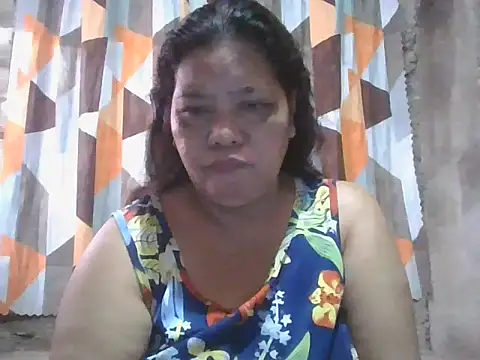 Snapshot of xxbernxxx chatting on 04.19.26 xxbernxxx online show from 04.19.26