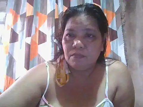Snapshot of xxbernxxx chatting on 04.23.26 xxbernxxx online show from 04.23.26