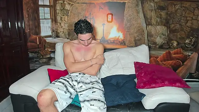 Snapshot of Aprovechame chatting on 06.29.26 Aprovechame online show from 06.29.26