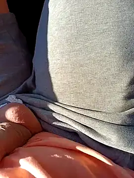 Micki2 online show from 09.11.25