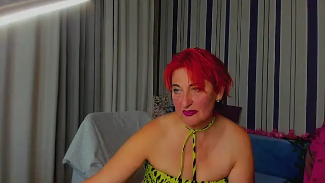 Snapshot of MilanaAlvis chatting on 11.08.25 MilanaAlvis online show from 11.08.25