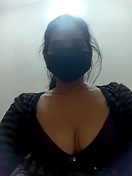 Snapshot of soni_yhakur chatting on 02.24.26 soni yhakur online show from 02.24.26