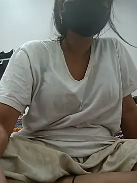 Snapshot of soni_yhakur chatting on 07.04.26 soni yhakur online show from 07.04.26