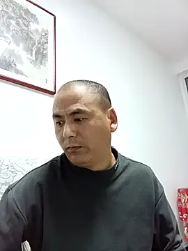 Snapshot of CWQ123 chatting on 11.13.25 CWQ123 online show from 11.13.25