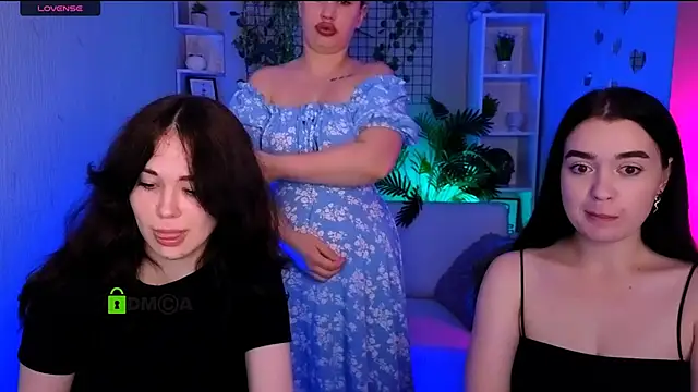 Snapshot of riley_sanders chatting on 06.29.26 riley sanders online show from 06.29.26