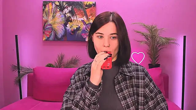 lil angel  online show from 11.19.25