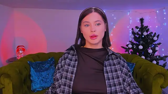 lil angel  online show from 12.16.25