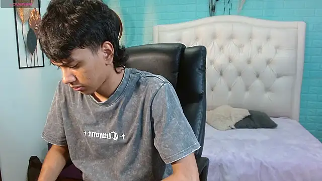 markbowie online show from 04.05.26