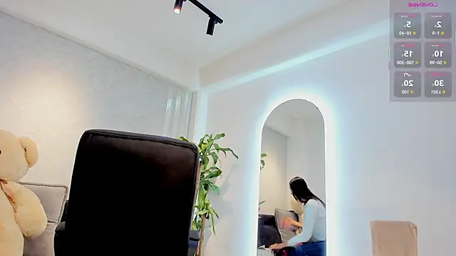 lily cash1 online show from 03.28.26