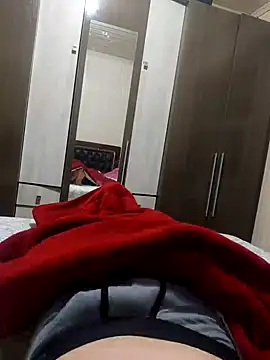 Gustavo198045 online show from 10.29.25