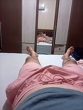 Gustavo198045 online show from 03.11.26