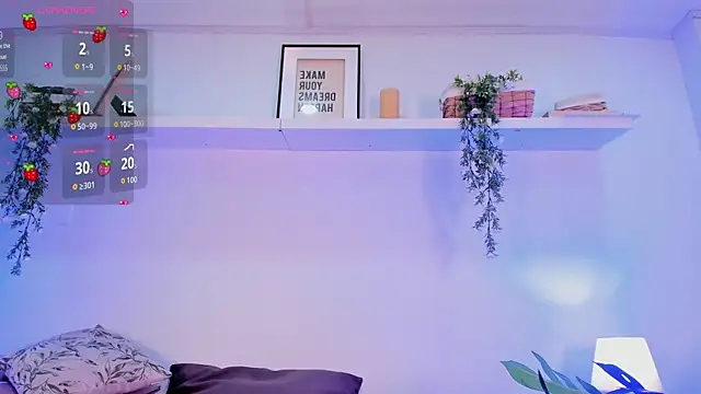 Snapshot of Vampgyal chatting on 10.14.25 Vampgyal online show from 10.14.25