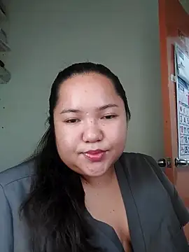 LianaCruzado online show from 05.12.26