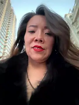 anna yngs online show from 01.15.26