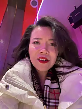 Snapshot of anna_yngs chatting on 03.13.26 anna yngs online show from 03.13.26