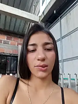 -juicy  online show from 10.03.25