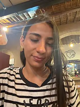 -juicy  online show from 11.18.25