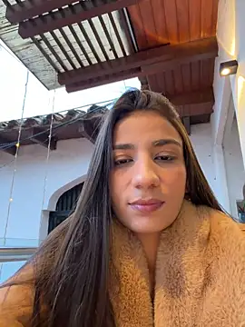 -juicy  online show from 02.01.26