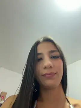 Snapshot of -juicy_ chatting on 03.31.26 -juicy online show from 03.31.26