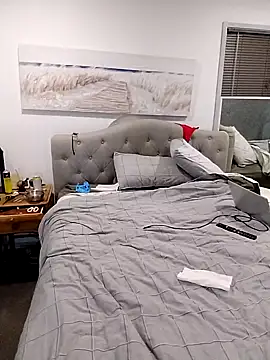 iamthepublickmasterbater online show from 09.16.25