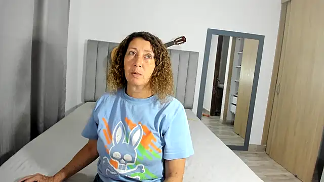 Snapshot of sarita_mature chatting on 03.16.26 sarita mature online show from 03.16.26