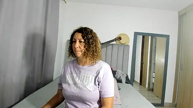 Snapshot of sarita_mature chatting on 03.30.26 sarita mature online show from 03.30.26